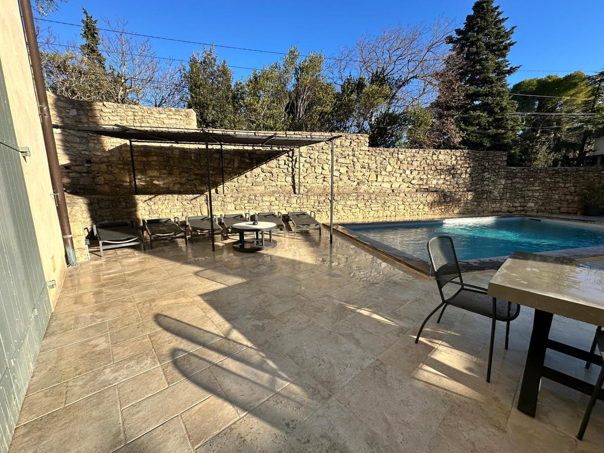Appartement Avec Piscine Privee Dans Residence Pour 6 Personnes Uzès Екстериор снимка